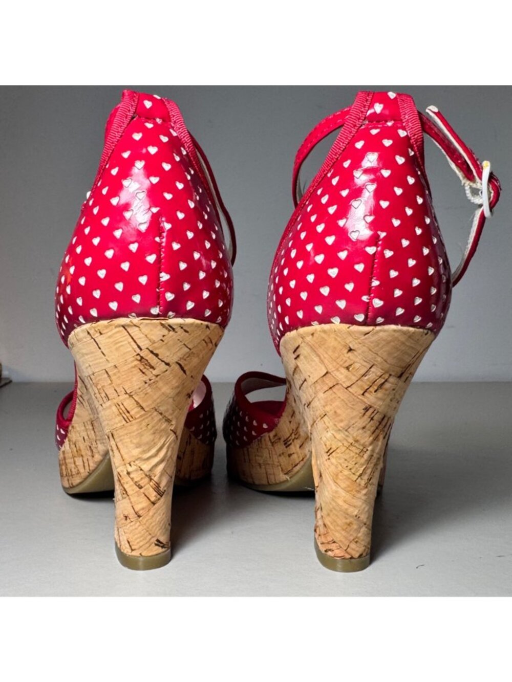 Heart N Sole Red White Heart Print Cork Wedge Sandals Peep Toe - Picture 7 of 10